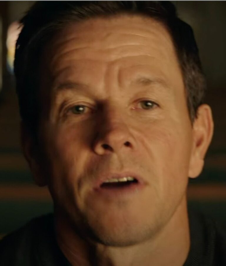 Mark Wahlberg’s Super Bowl Appearance Sparks Embarrassment and Consensus Commentar