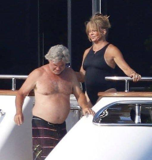 Congratulations to Kurt Russell and Goldie Hawn who celebrate their 40th anniversary…